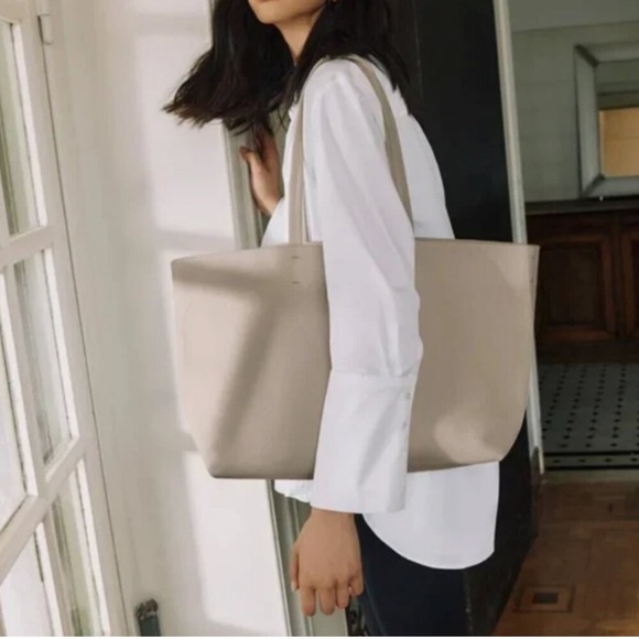 NEW Cuyana Classic Easy Tote in Stone Pebbled Leather